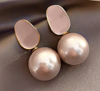 Pink pearl earrings. - Jay's Pretty Little Things For You